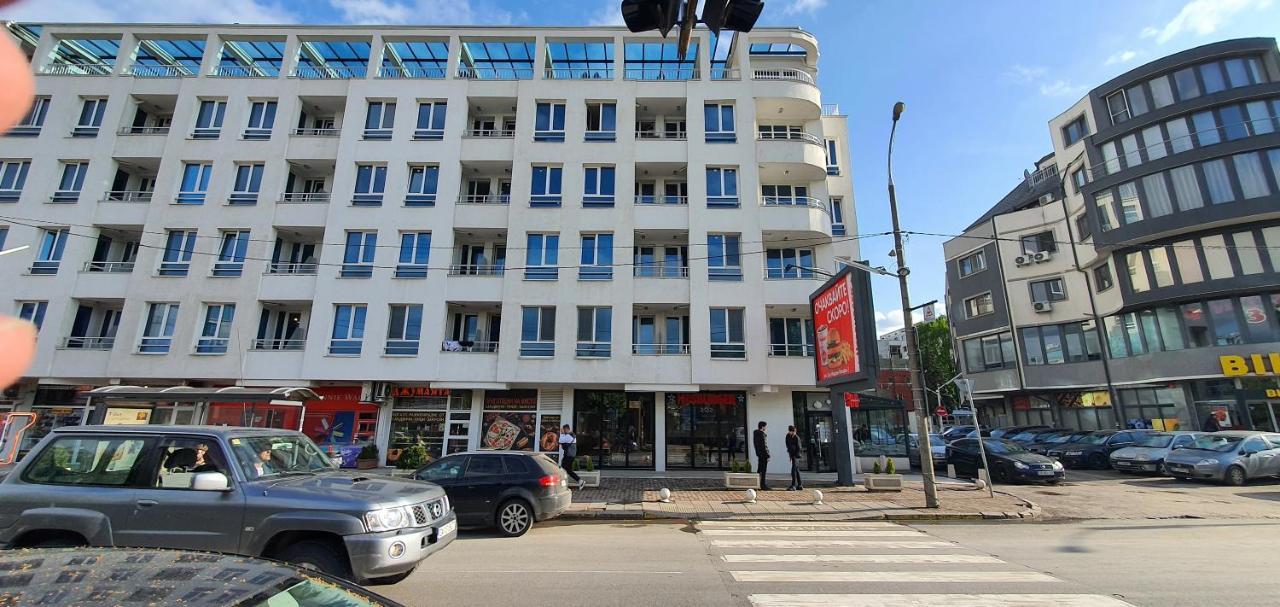 Royal Apartment Sofia Exterior photo
